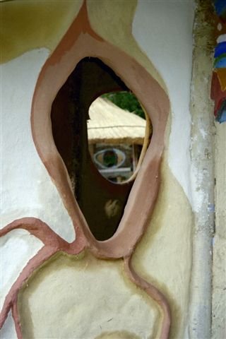 Farbige Wand-1  Broc 2003.JPG