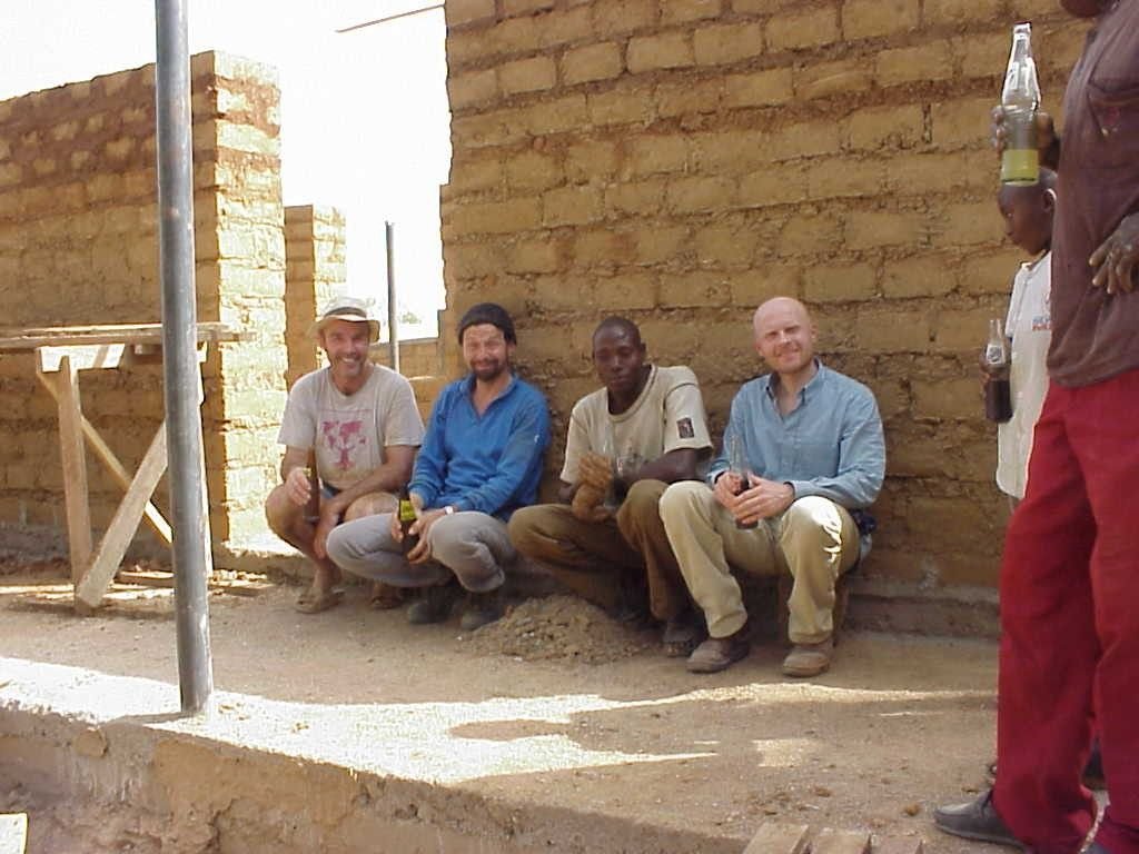 Gruppenbildklein01.jpg