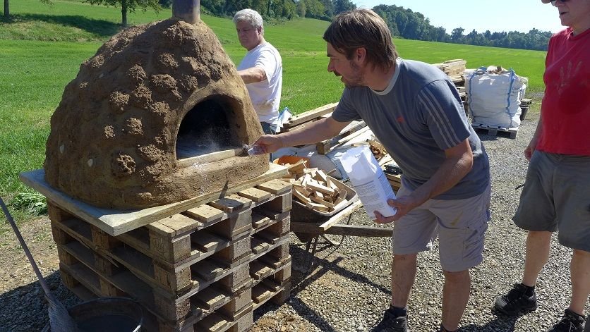 Mehltest-genug heiss für die Pizza....JPG